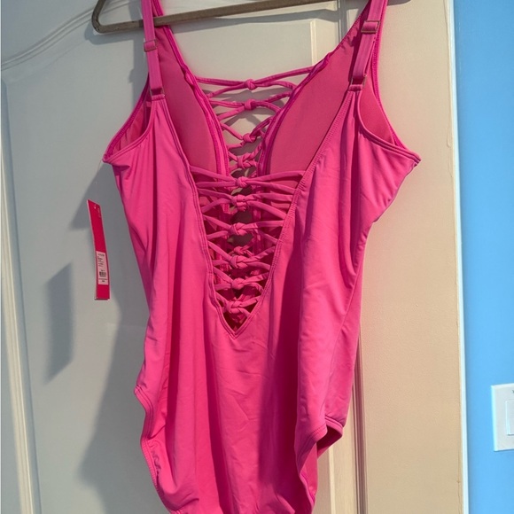 Lilly Pulitzer Isle Lattice Swim Suit Size 14 New - Picture 2 of 5